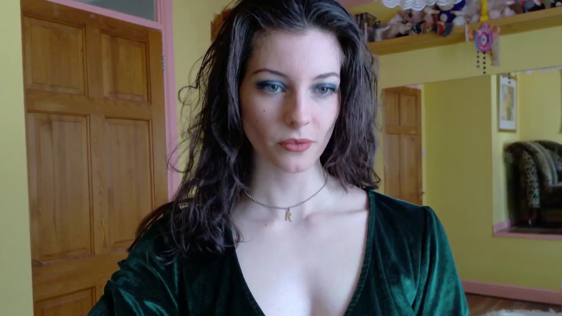 Gallery image thumbnail from sylksiren's myfreecams stream on, 04/03/2025, 12:24 image 13 of 20