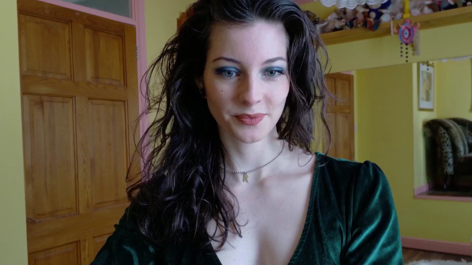 Gallery image thumbnail from sylksiren's myfreecams stream on, 04/03/2025, 12:24 image 20 of 20