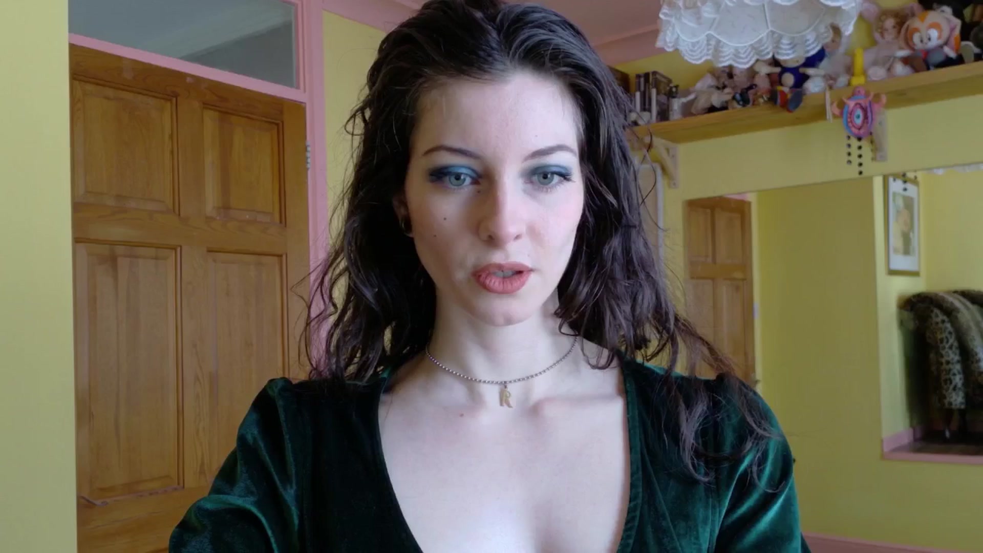 Gallery image thumbnail from sylksiren's myfreecams stream on, 04/03/2025, 12:24 image 4 of 20