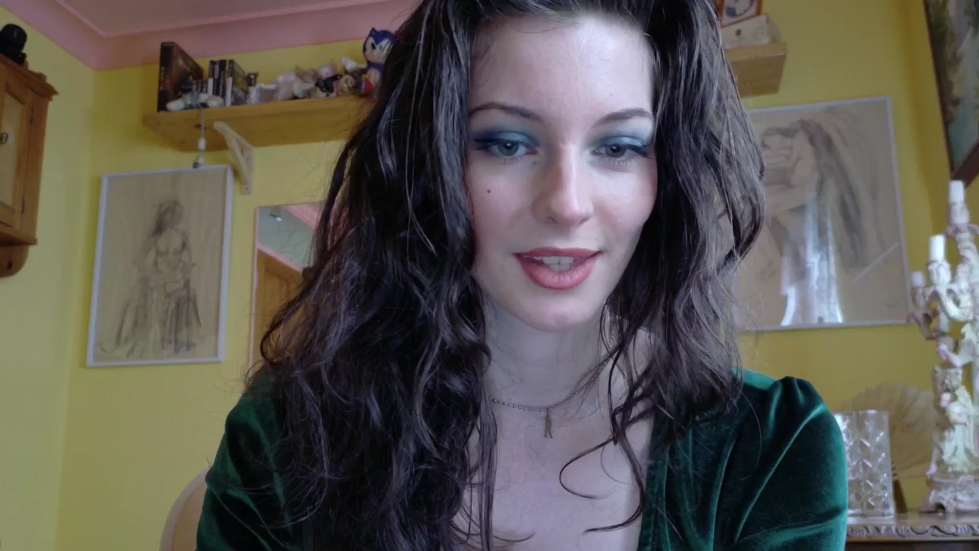 Gallery image thumbnail from sylksiren's myfreecams stream on, 04/03/2025, 14:44 image 12 of 20