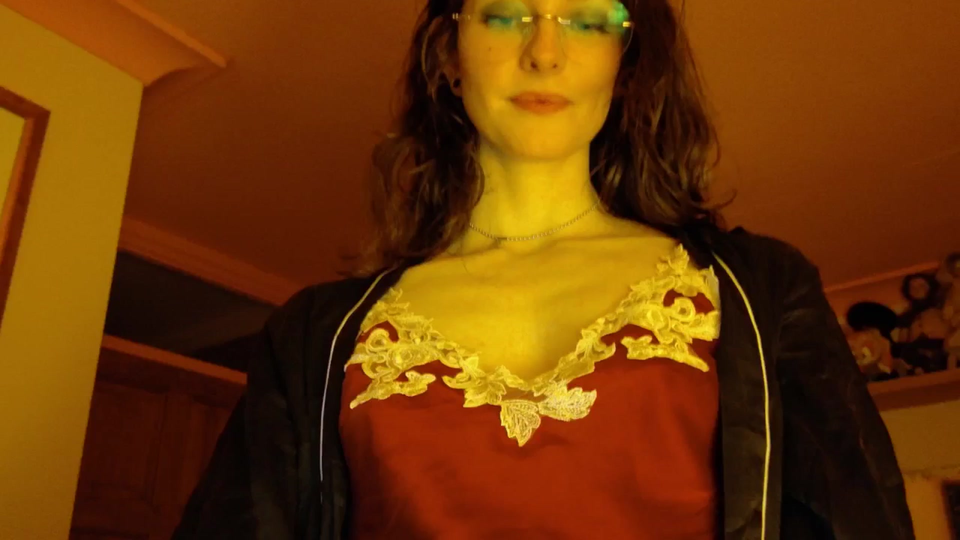 Gallery image thumbnail from sylksiren's myfreecams stream on, 04/03/2025, 20:47 image 20 of 20