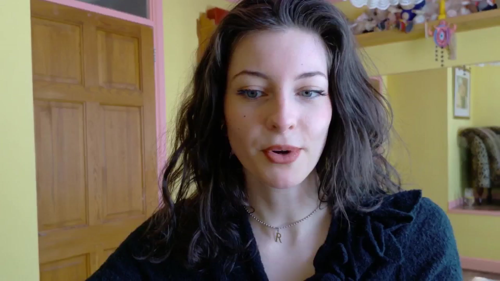 Gallery image thumbnail from sylksiren's myfreecams stream on, 04/11/2025, 13:30 image 17 of 20