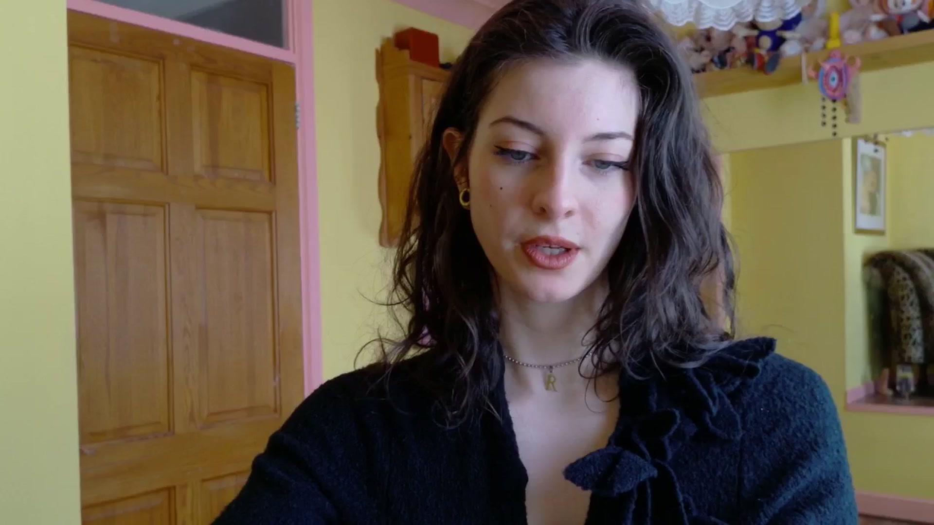 Gallery image thumbnail from sylksiren's myfreecams stream on, 04/11/2025, 13:30 image 6 of 20