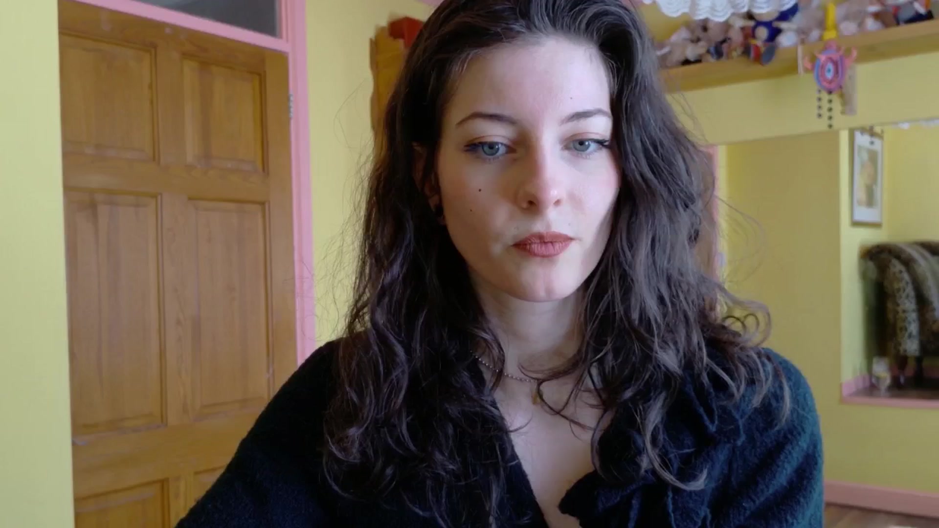Gallery image thumbnail from sylksiren's myfreecams stream on, 04/11/2025, 13:30 image 16 of 20