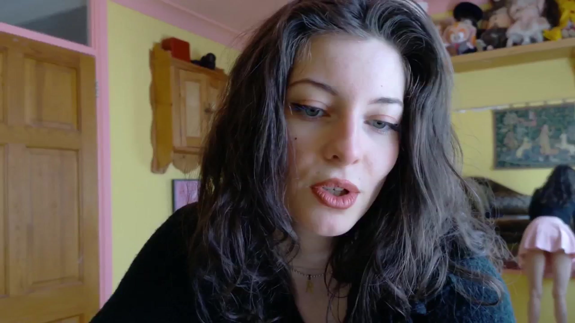 Gallery image thumbnail from sylksiren's myfreecams stream on, 04/11/2025, 13:30 image 1 of 20