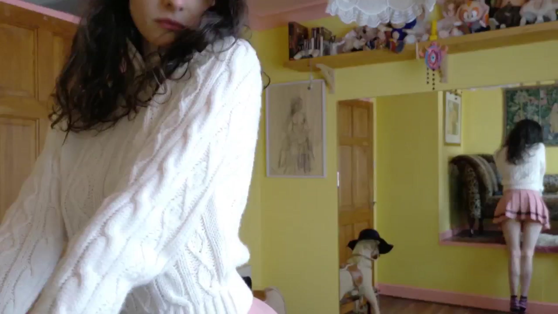 Gallery image thumbnail from sylksiren's myfreecams stream on, 04/15/2025, 15:12 image 11 of 20