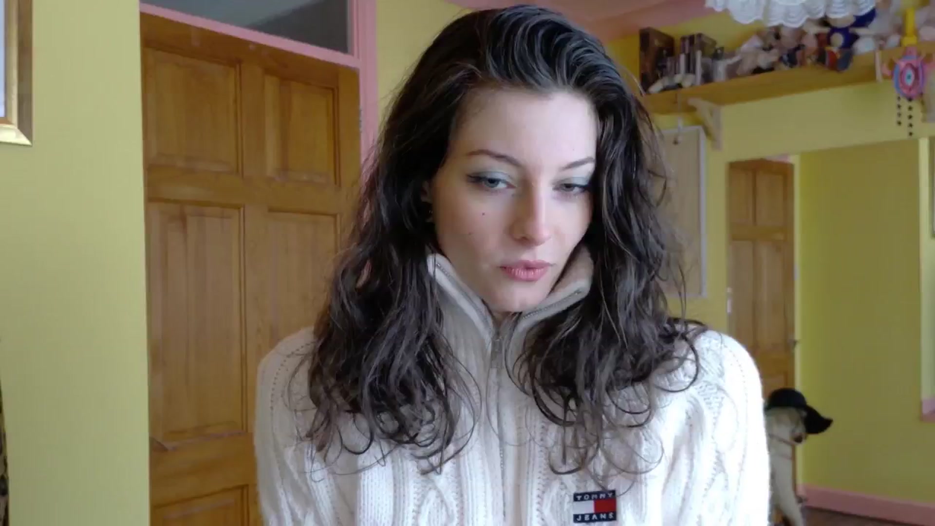Gallery image thumbnail from sylksiren's myfreecams stream on, 04/15/2025, 15:12 image 12 of 20
