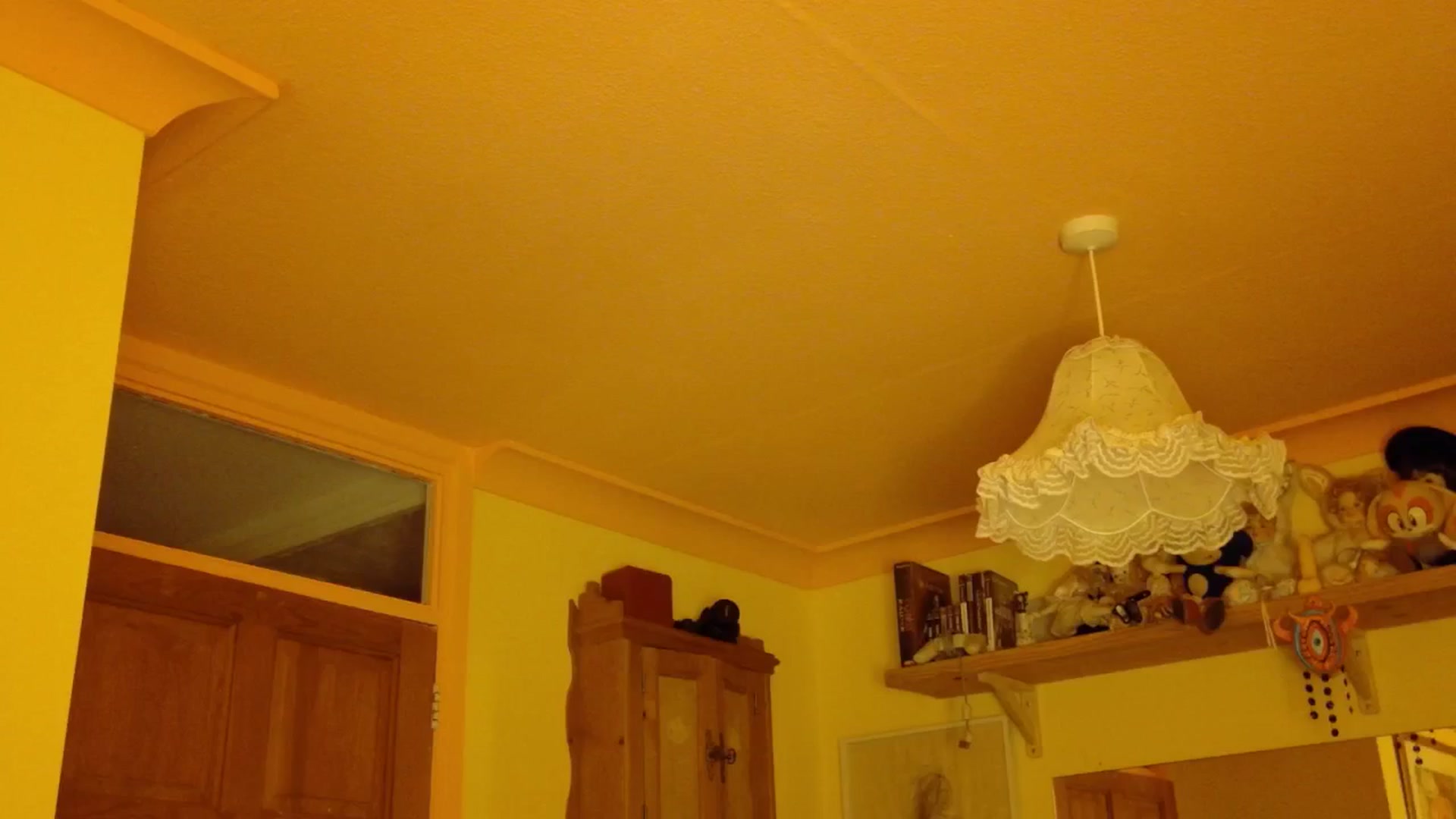 Gallery image thumbnail from sylksiren's myfreecams stream on, 04/18/2025, 21:09 image 14 of 20