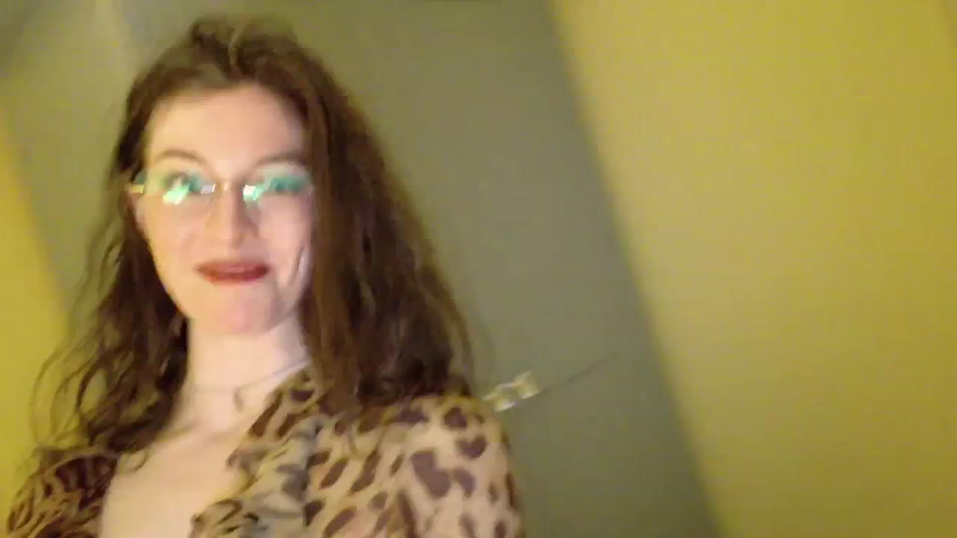 Gallery image thumbnail from sylksiren's myfreecams stream on, 04/26/2025, 22:05 image 20 of 20