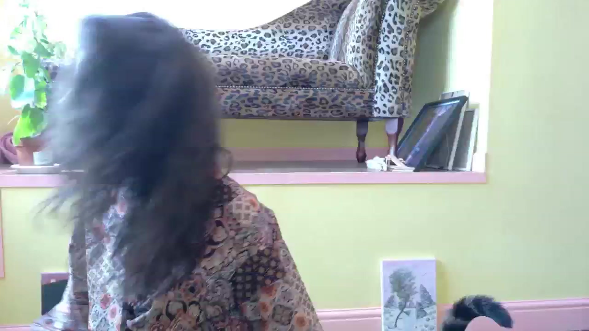 Gallery image thumbnail from sylksiren's myfreecams stream on, 04/28/2025, 13:37 image 2 of 20