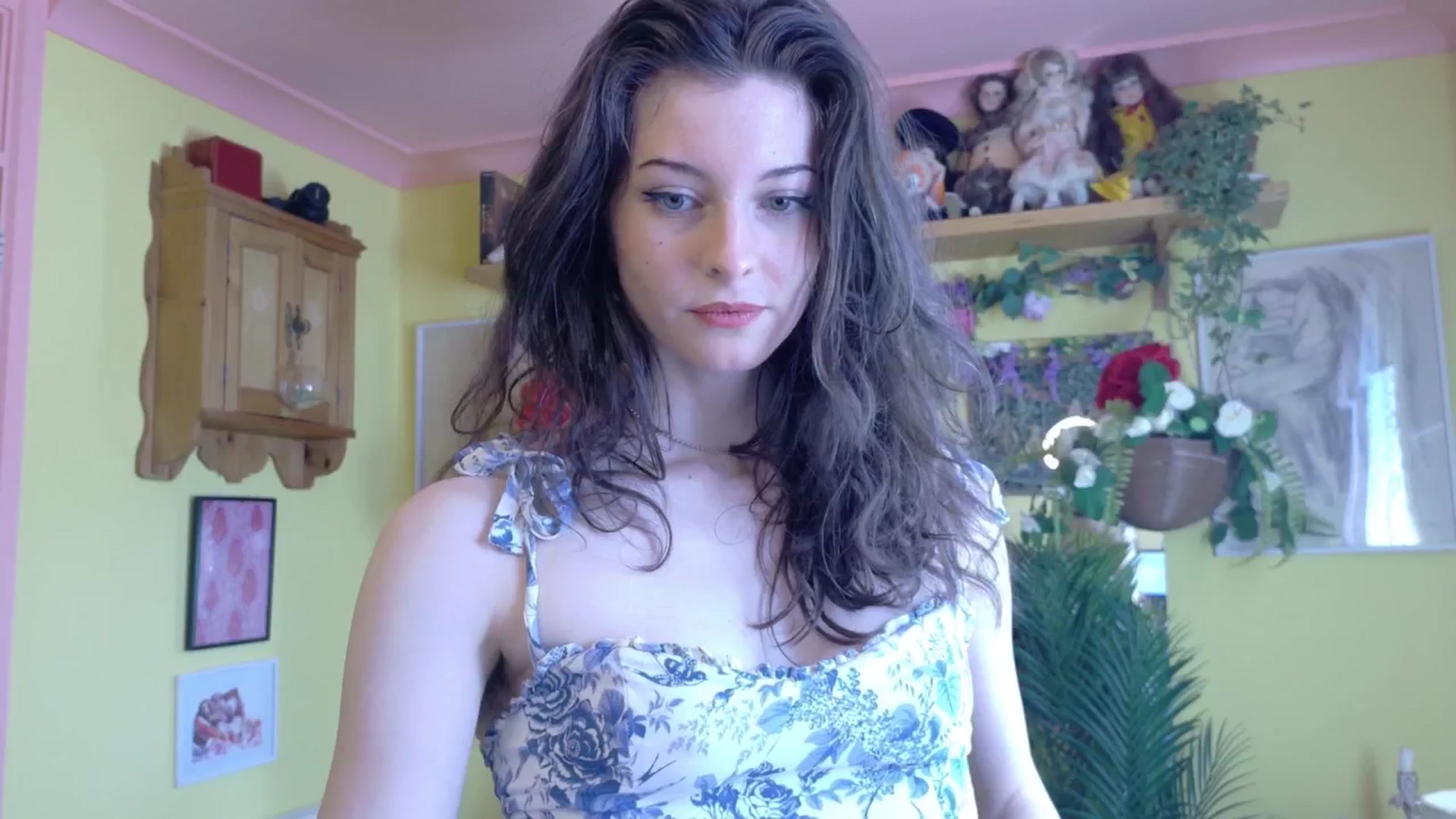 Gallery image thumbnail from sylksiren's myfreecams stream on, 04/30/2025, 15:49 image 10 of 20