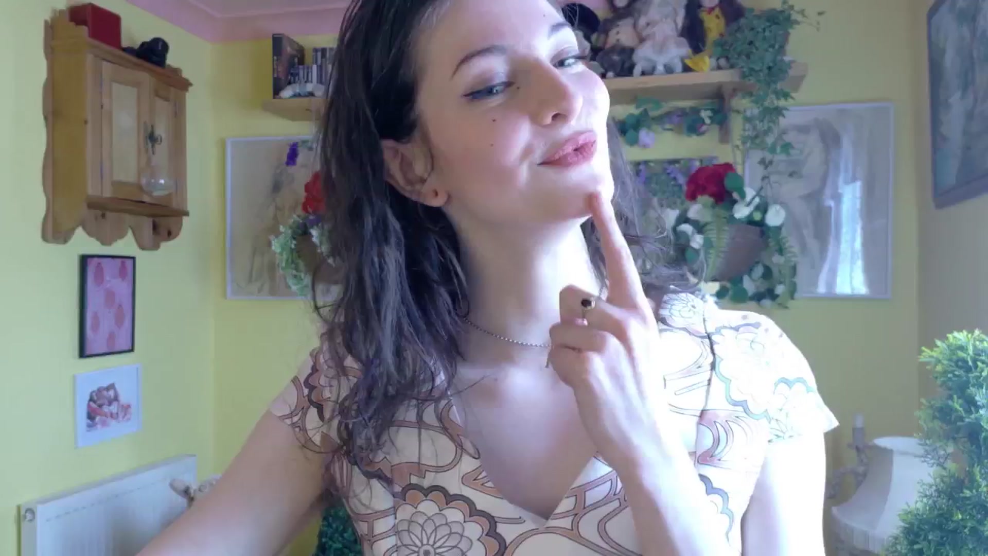 Gallery image thumbnail from sylksiren's myfreecams stream on, 05/02/2025, 14:03 image 8 of 20
