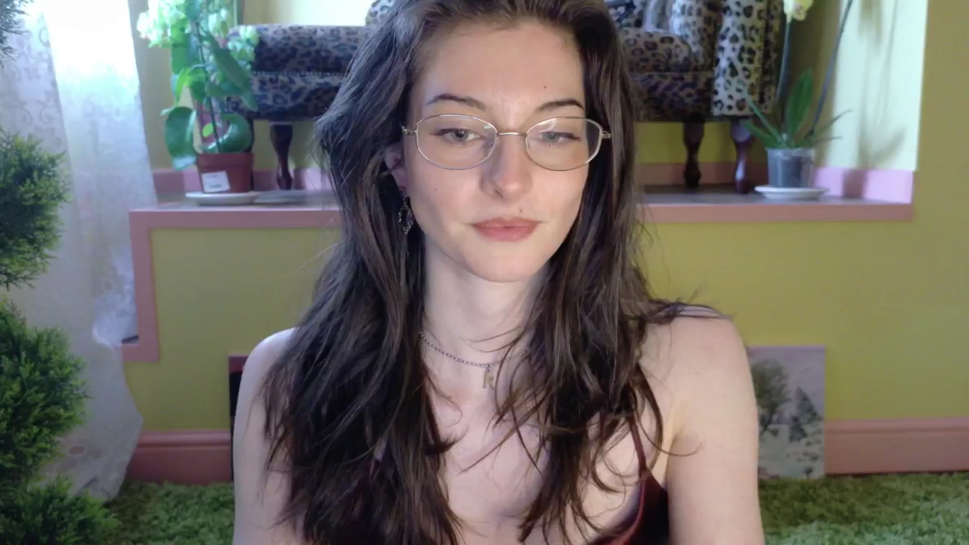 Gallery image thumbnail from sylksiren's myfreecams stream on, 05/06/2025, 17:41 image 18 of 20