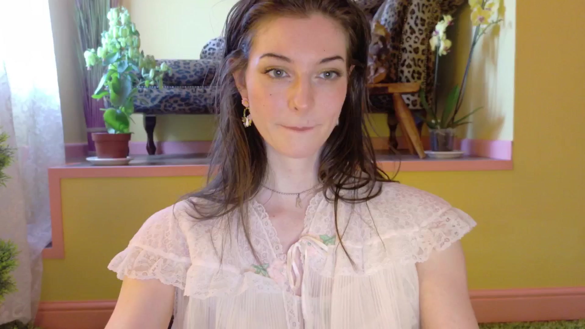 Gallery image thumbnail from sylksiren's myfreecams stream on, 05/07/2025, 19:31 image 3 of 20