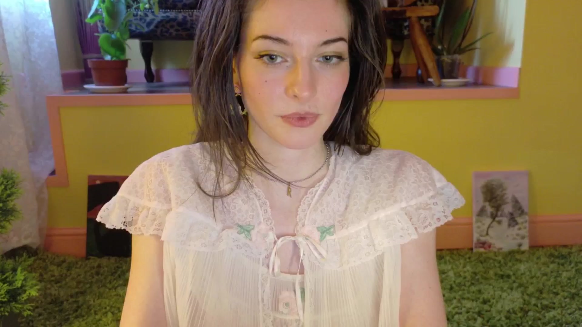 Gallery image thumbnail from sylksiren's myfreecams stream on, 05/07/2025, 19:31 image 11 of 20