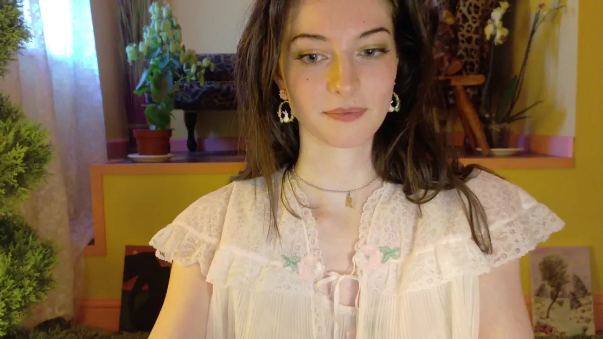 Gallery image thumbnail from sylksiren's myfreecams stream on, 05/07/2025, 19:31 image 19 of 20
