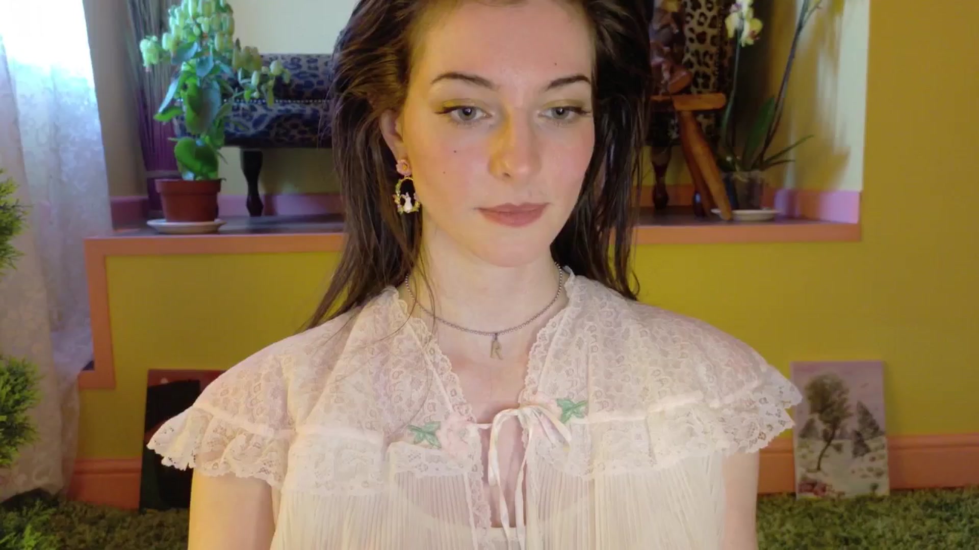 Gallery image thumbnail from sylksiren's myfreecams stream on, 05/07/2025, 19:31 image 12 of 20