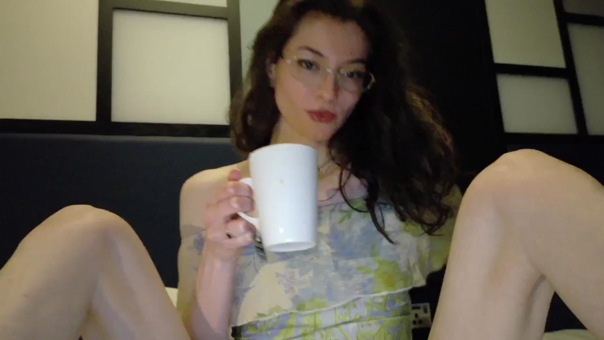 Gallery image thumbnail from sylksiren's myfreecams stream on, 05/11/2025, 20:25 image 4 of 20