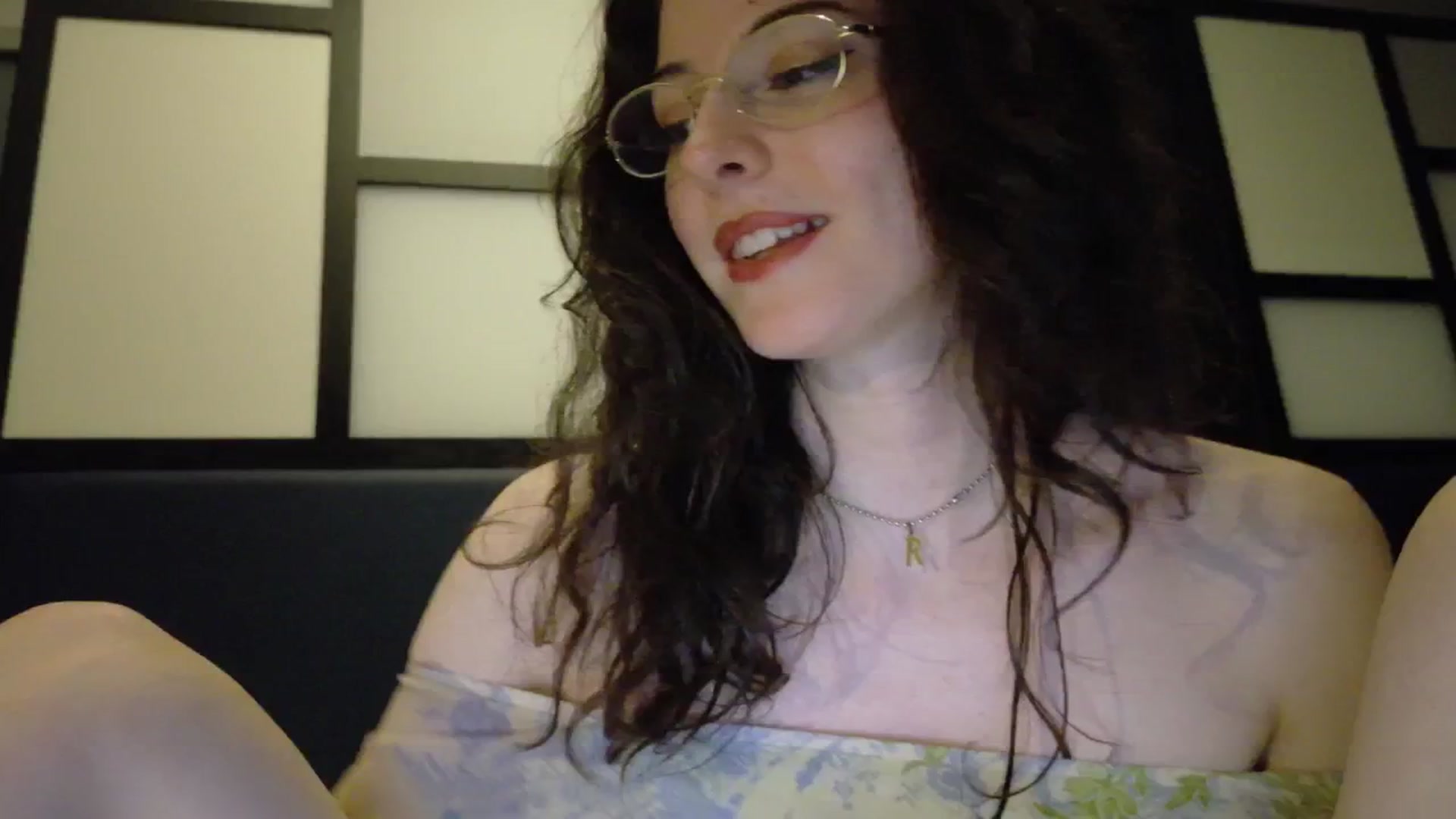 Gallery image thumbnail from sylksiren's myfreecams stream on, 05/11/2025, 20:25 image 8 of 20