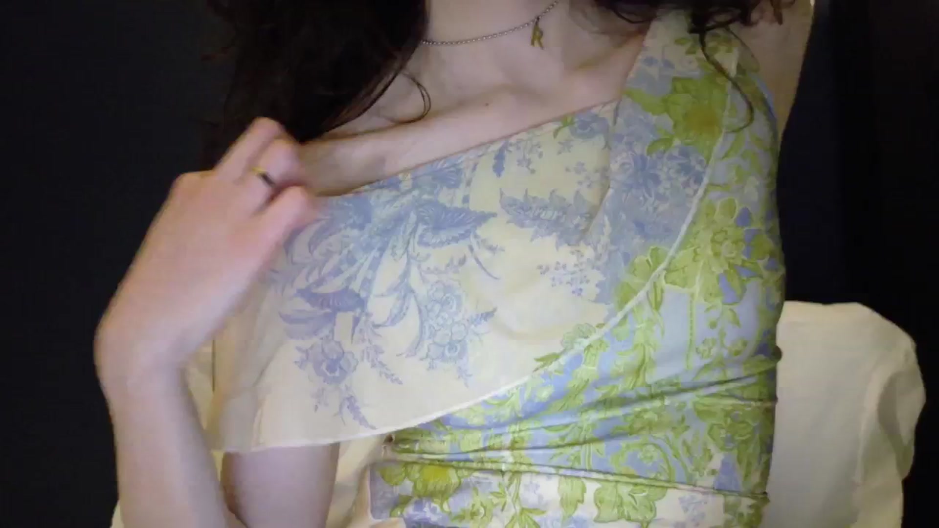Gallery image thumbnail from sylksiren's myfreecams stream on, 05/11/2025, 20:25 image 19 of 20
