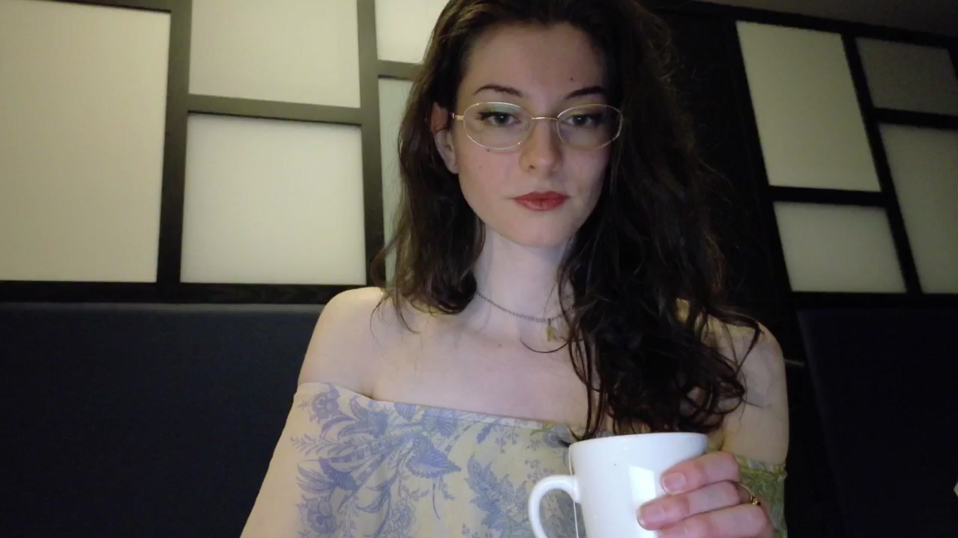 Gallery image thumbnail from sylksiren's myfreecams stream on, 05/11/2025, 20:25 image 5 of 20