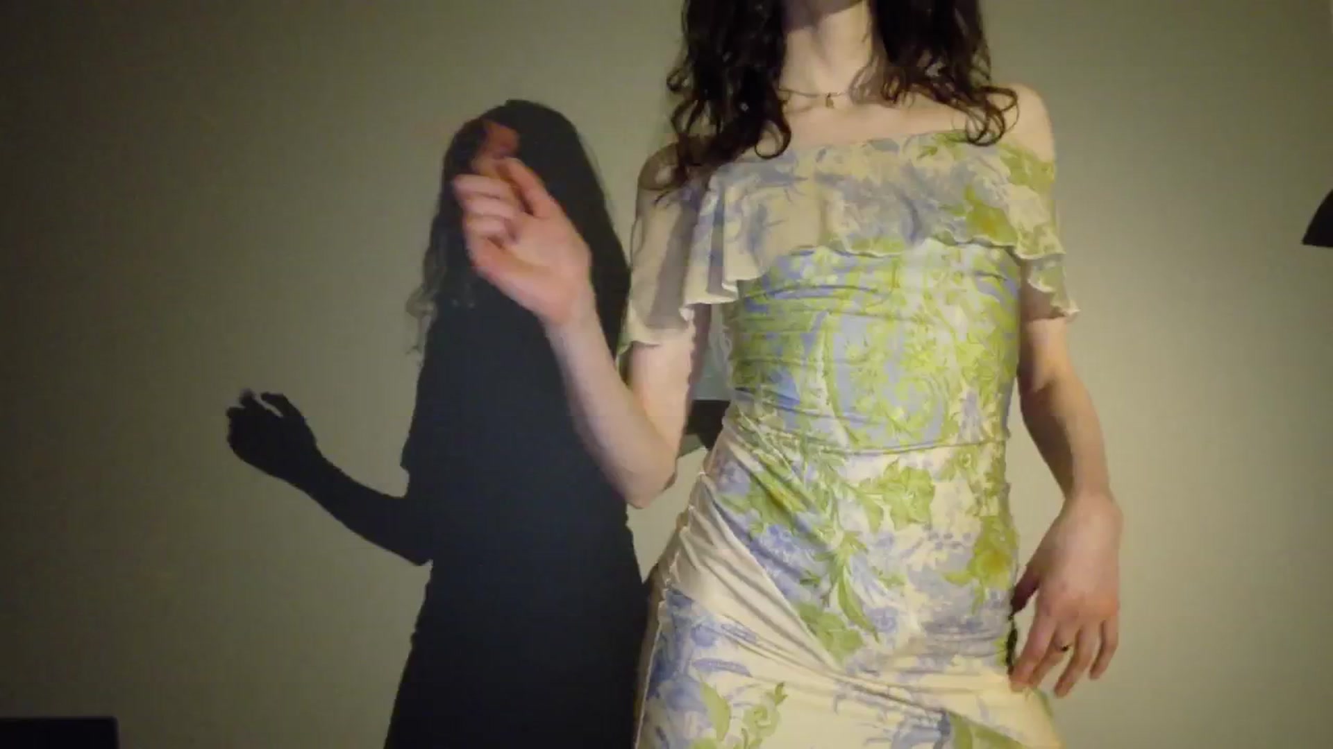 Gallery image thumbnail from sylksiren's myfreecams stream on, 05/11/2025, 22:55 image 18 of 20