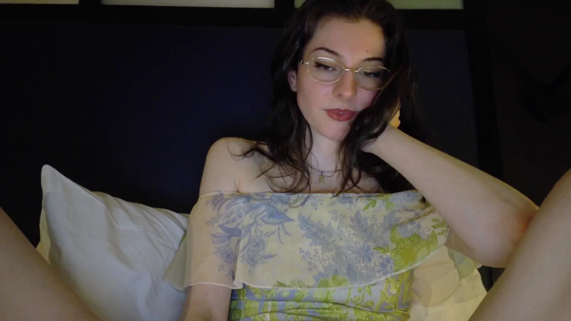 Gallery image thumbnail from sylksiren's myfreecams stream on, 05/11/2025, 22:55 image 1 of 20