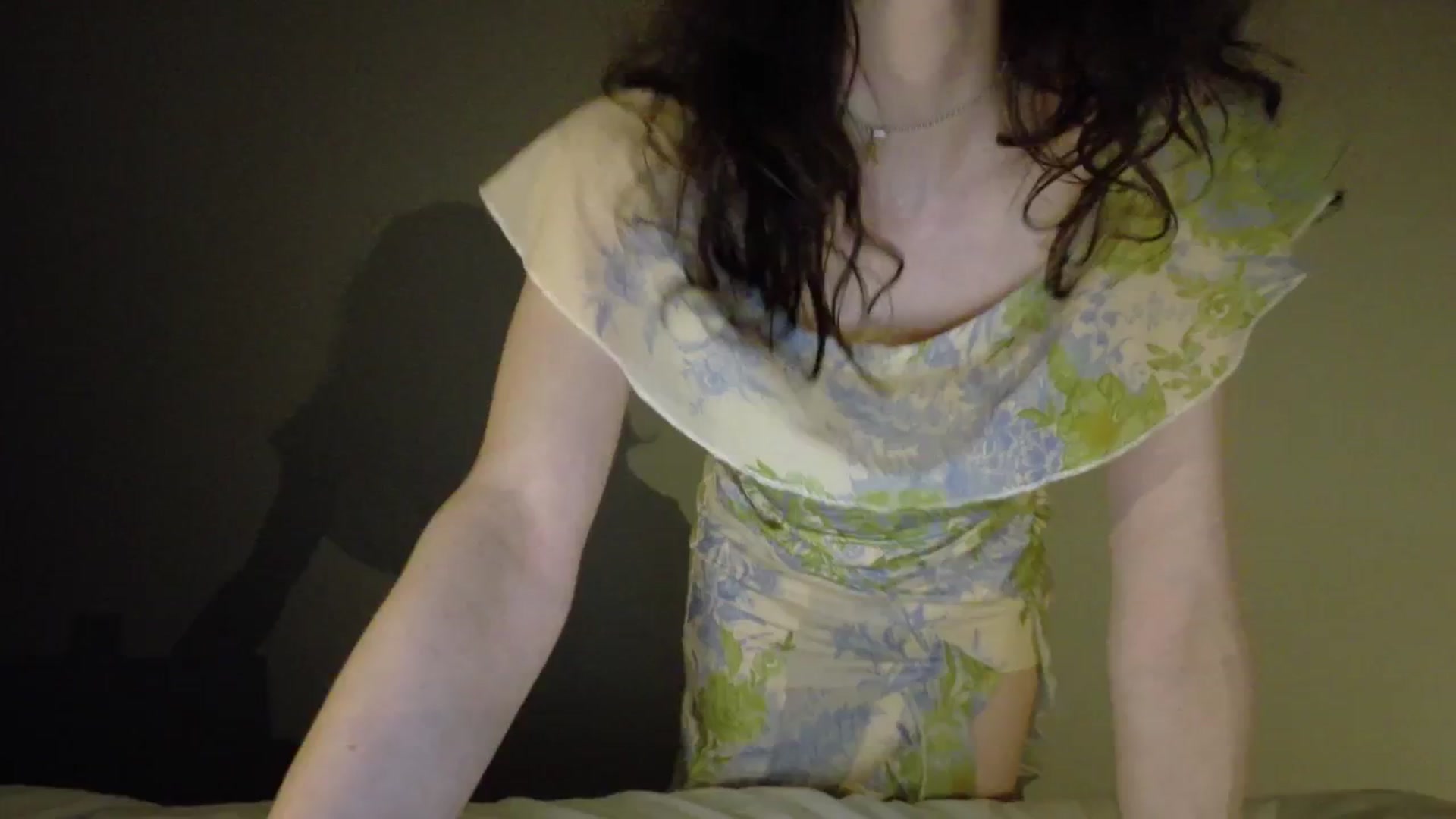 Gallery image thumbnail from sylksiren's myfreecams stream on, 05/11/2025, 22:55 image 15 of 20