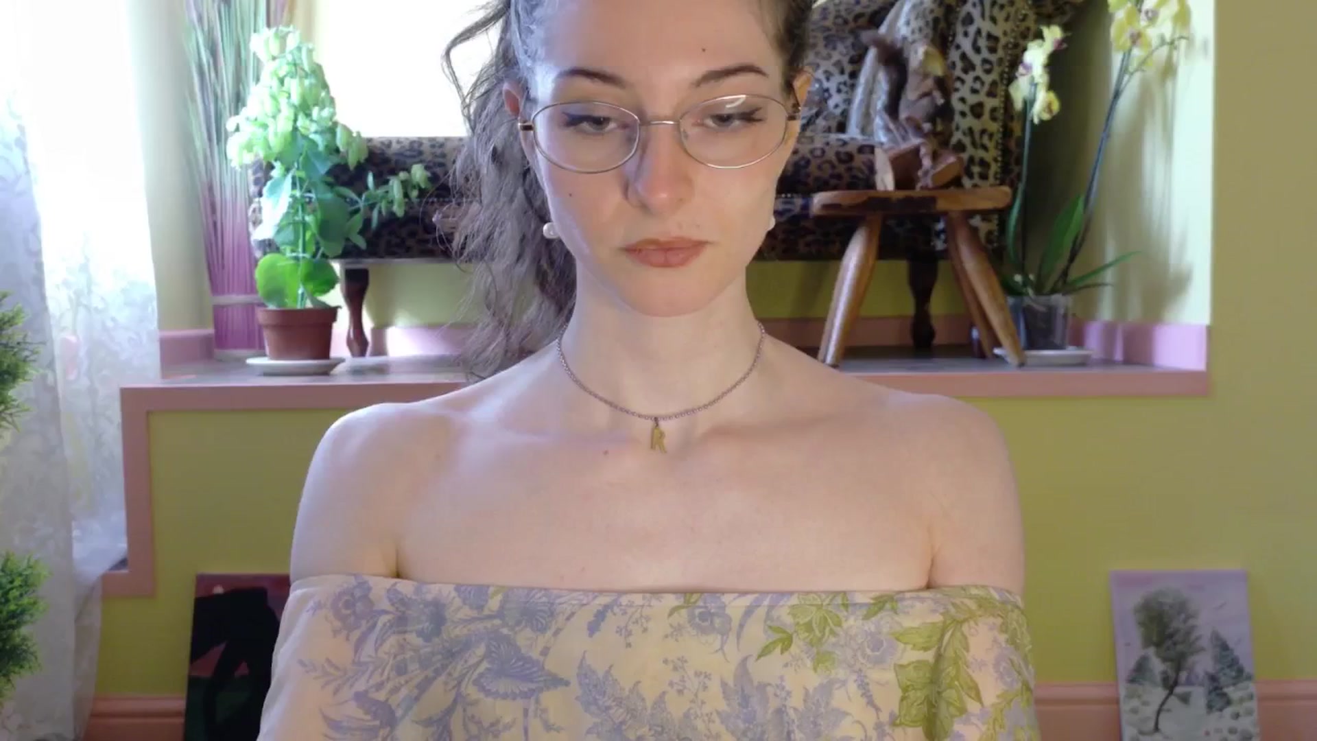 Gallery image thumbnail from sylksiren's myfreecams stream on, 05/12/2025, 09:58 image 6 of 20