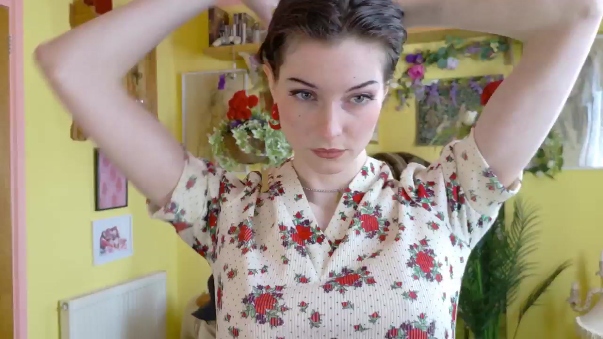 Gallery image thumbnail from sylksiren's myfreecams stream on, 05/14/2025, 14:58 image 16 of 20