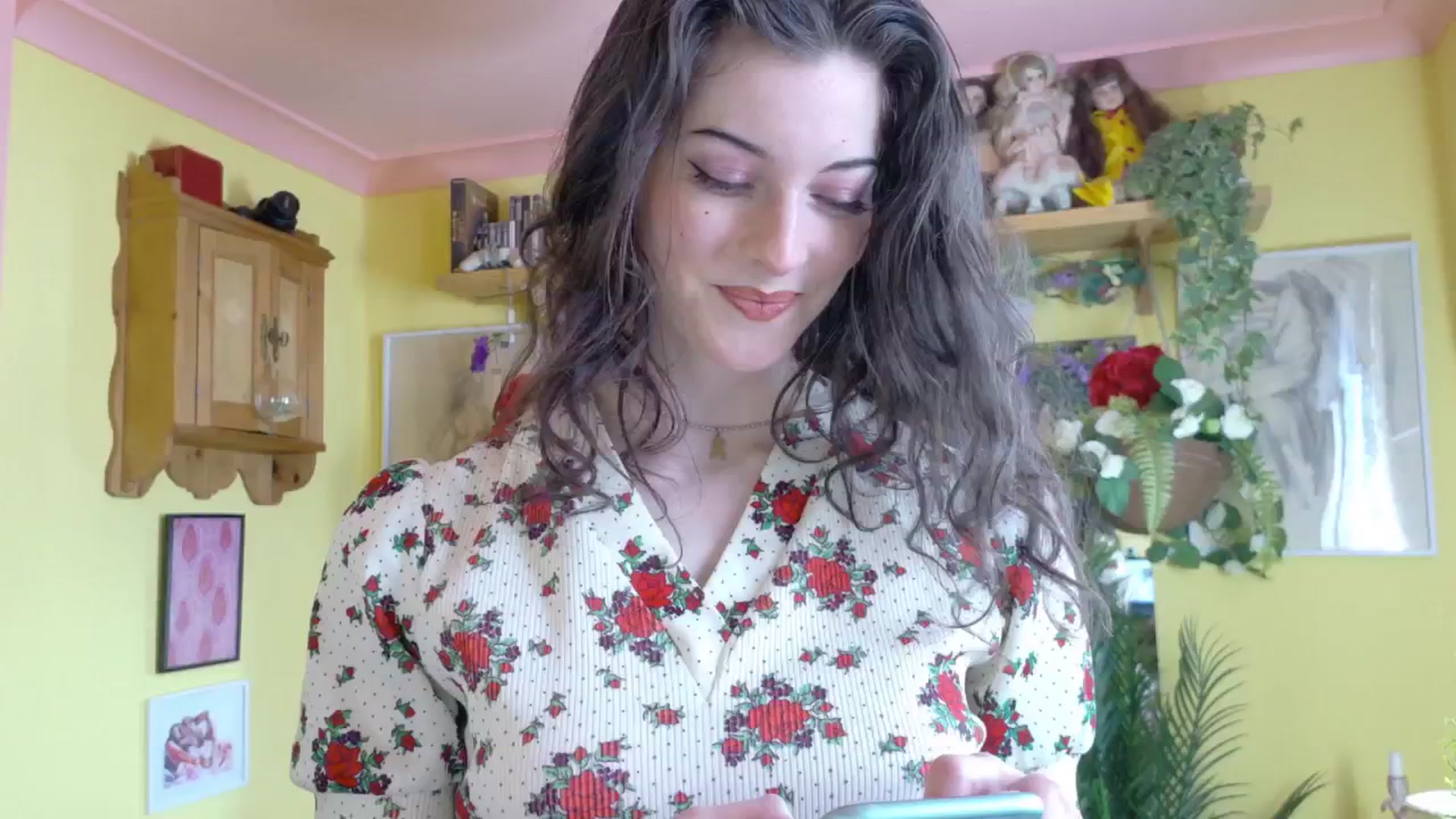 Gallery image thumbnail from sylksiren's myfreecams stream on, 05/14/2025, 14:58 image 4 of 20