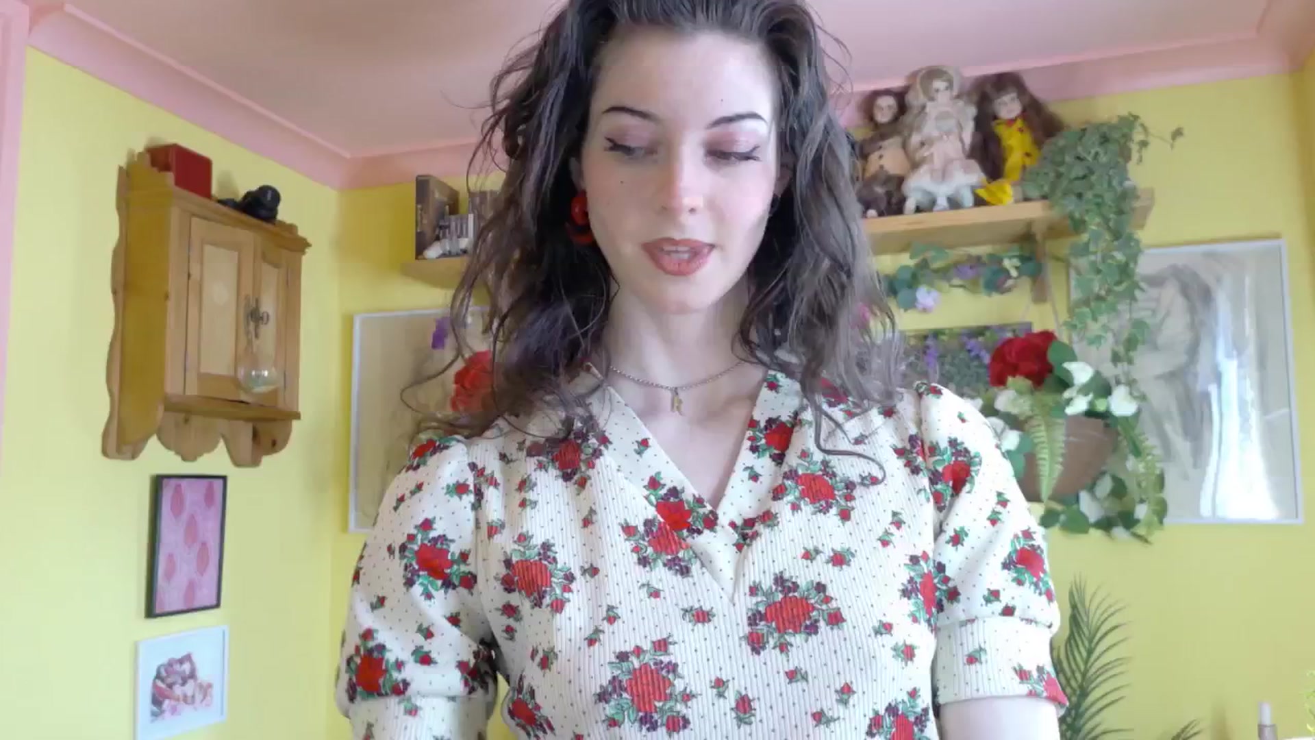 Gallery image thumbnail from sylksiren's myfreecams stream on, 05/14/2025, 14:58 image 10 of 20