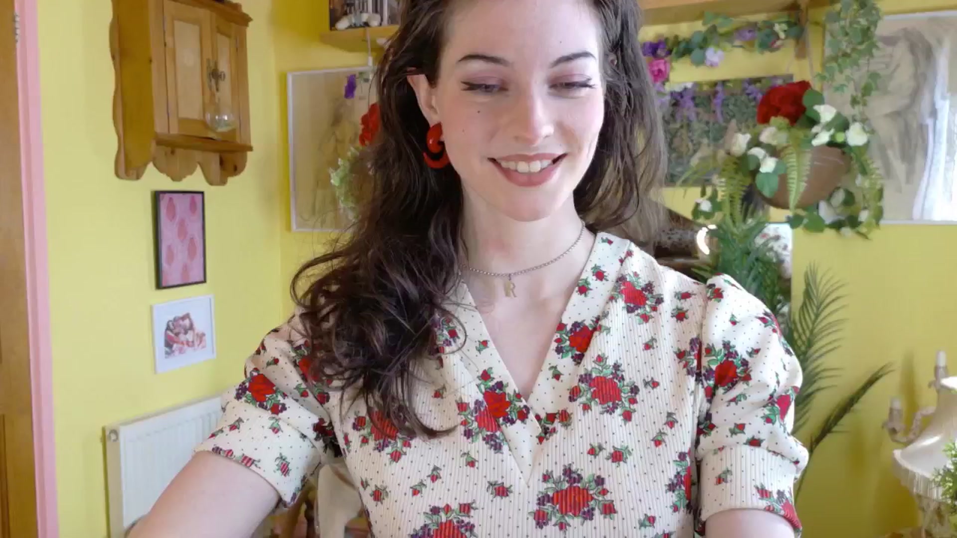 Gallery image thumbnail from sylksiren's myfreecams stream on, 05/14/2025, 15:16 image 20 of 20