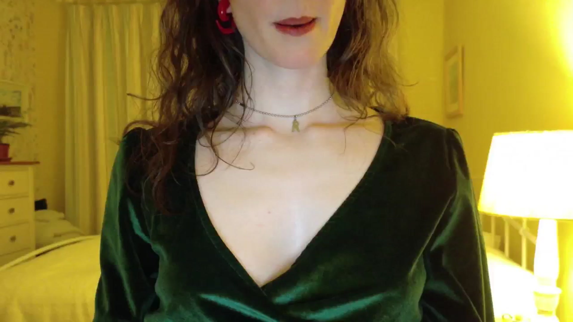 Gallery image thumbnail from sylksiren's myfreecams stream on, 05/15/2025, 24:01 image 4 of 20