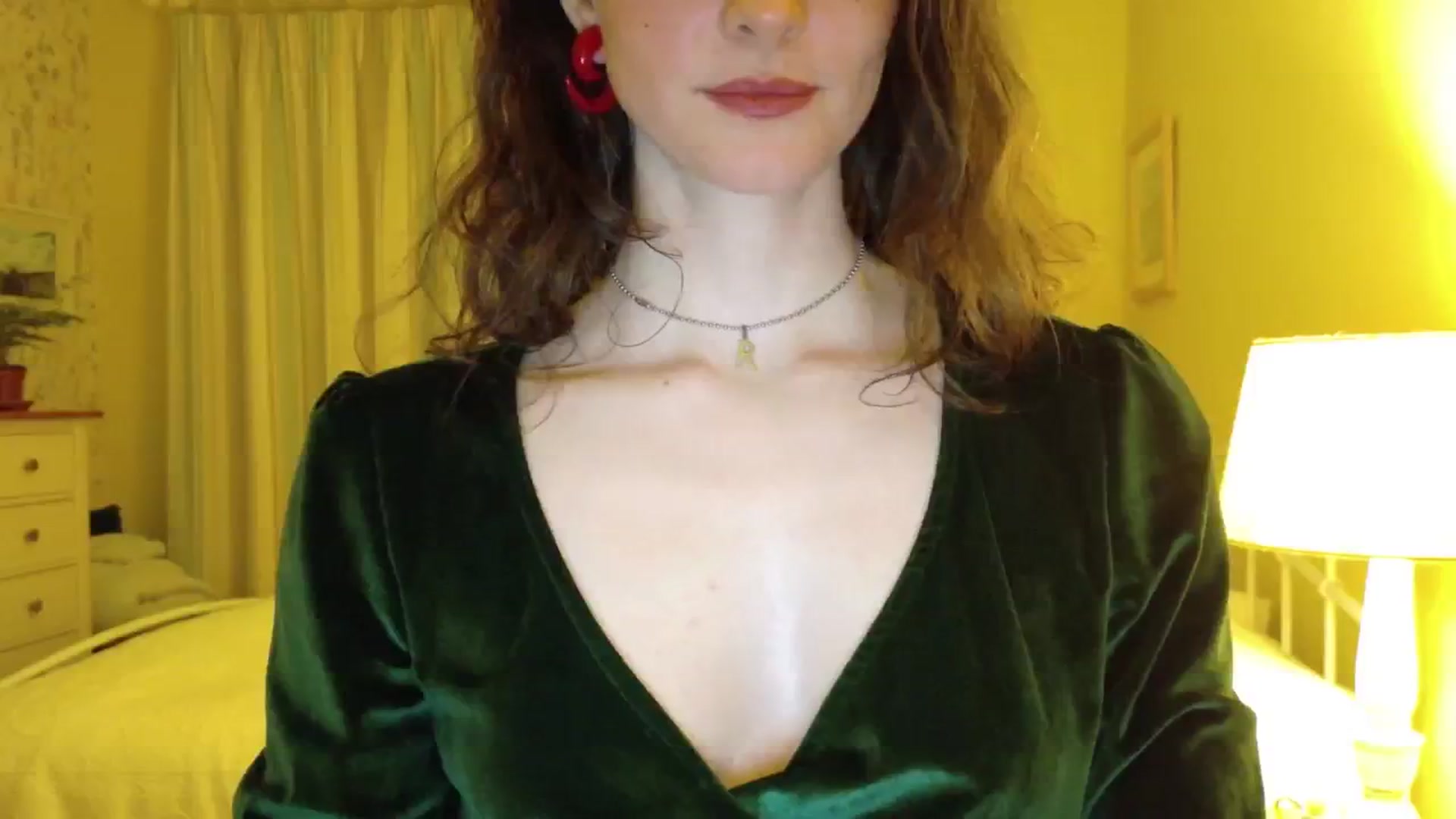 Gallery image thumbnail from sylksiren's myfreecams stream on, 05/15/2025, 24:01 image 20 of 20