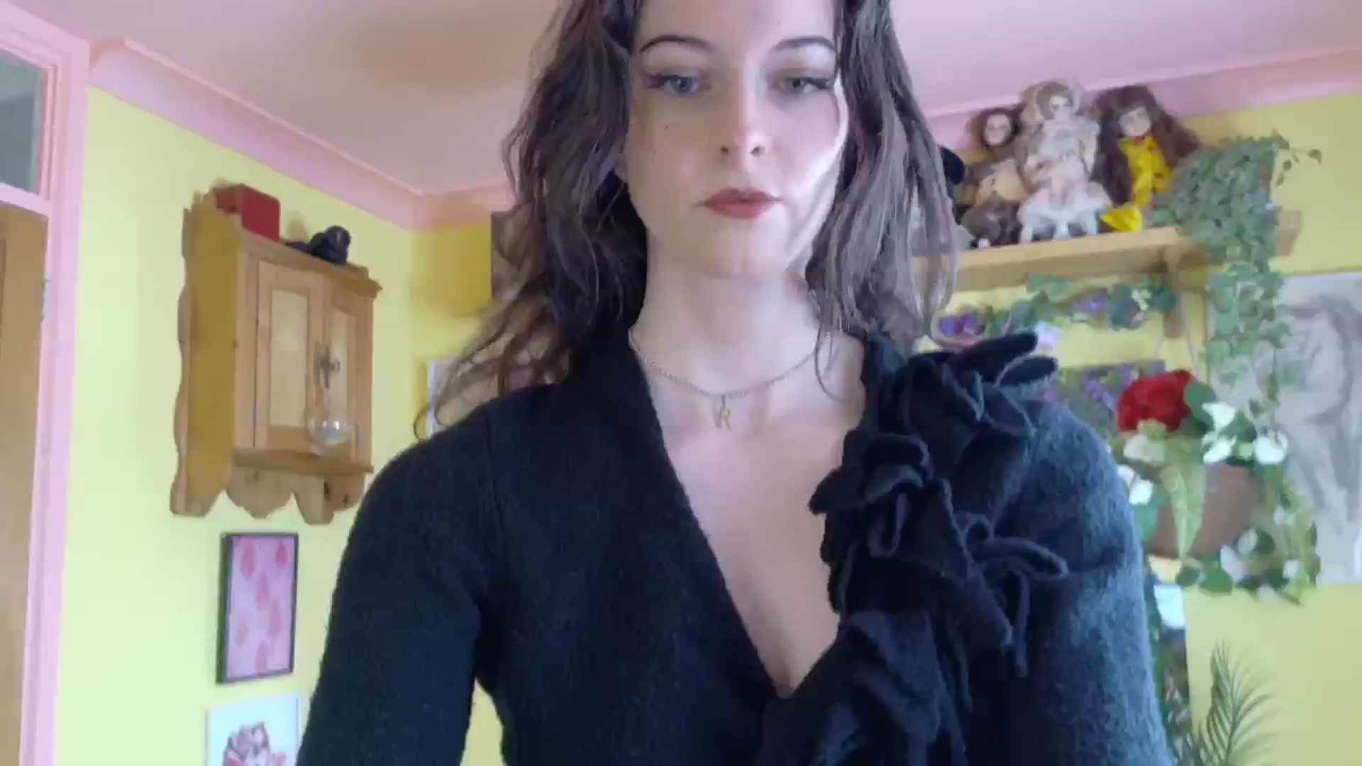 Gallery image thumbnail from sylksiren's myfreecams stream on, 05/20/2025, 13:35 image 18 of 20