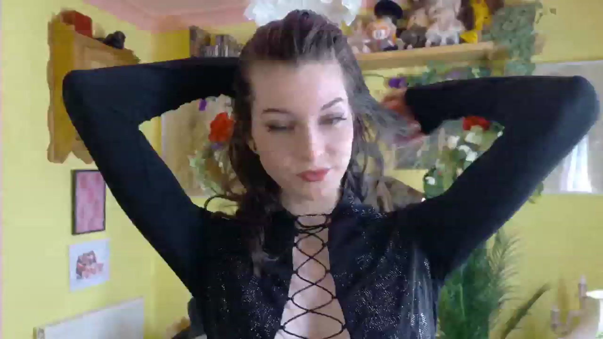 Gallery image thumbnail from sylksiren's myfreecams stream on, 05/21/2025, 14:08 image 16 of 20