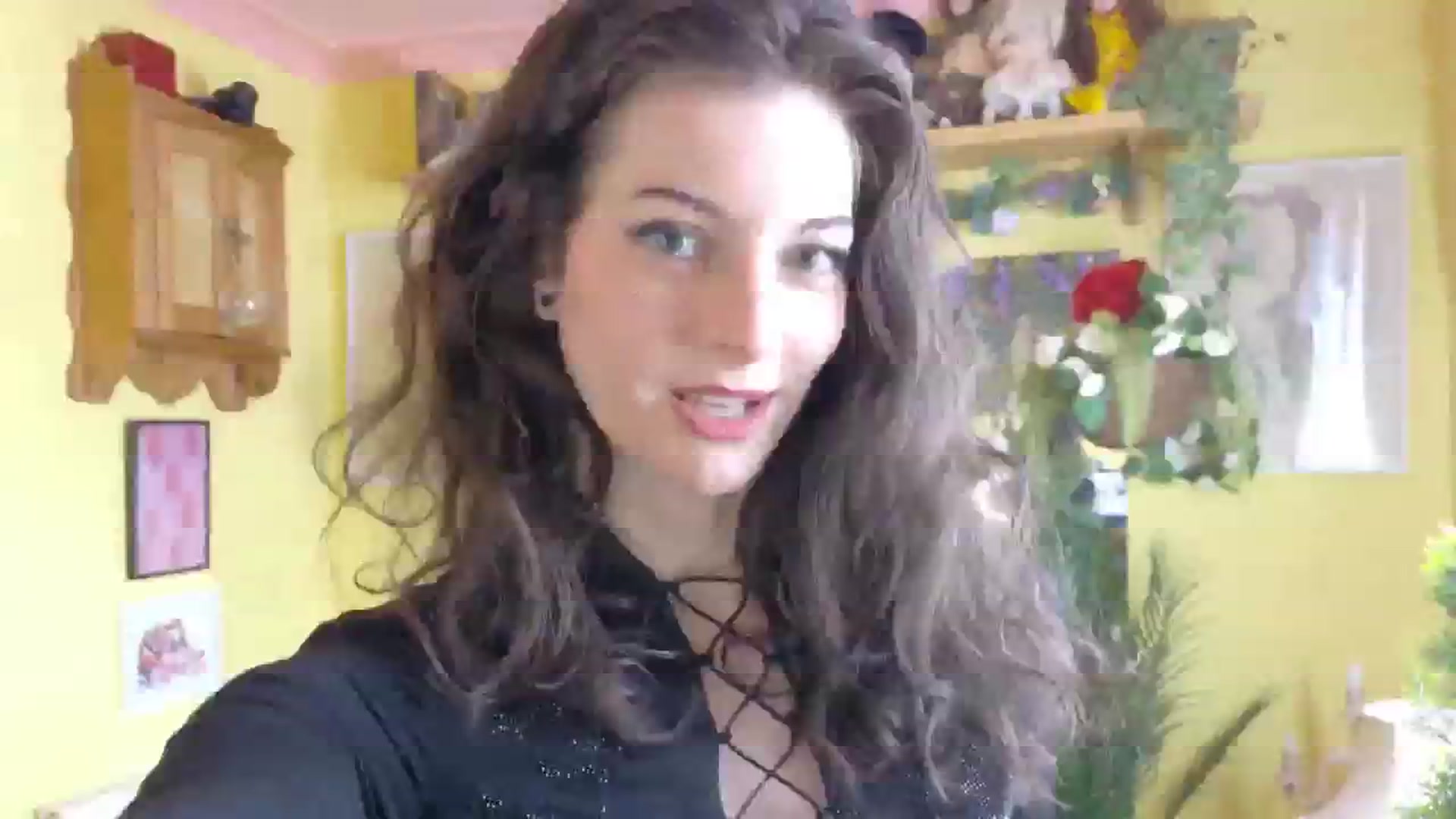 Gallery image thumbnail from sylksiren's myfreecams stream on, 05/21/2025, 14:08 image 8 of 20