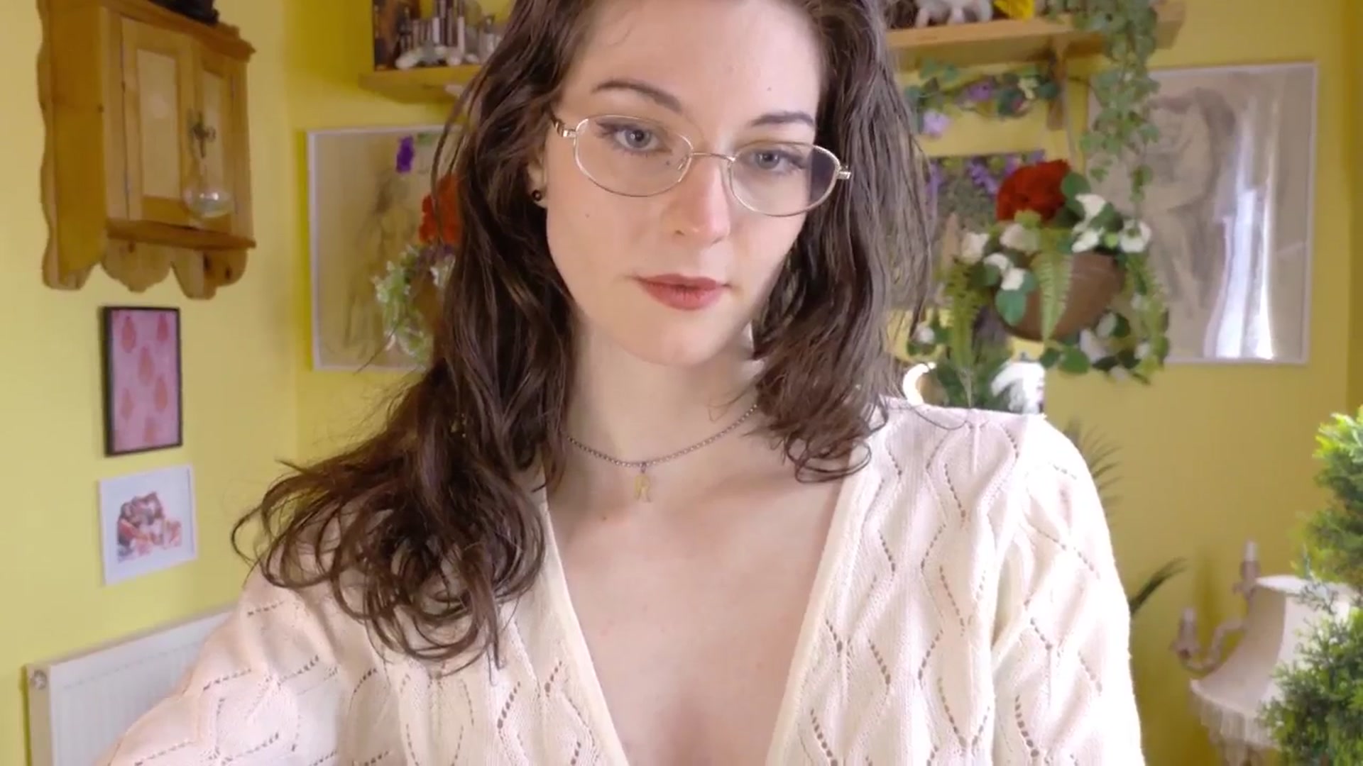 Gallery image thumbnail from sylksiren's myfreecams stream on, 05/26/2025, 16:55 image 7 of 20