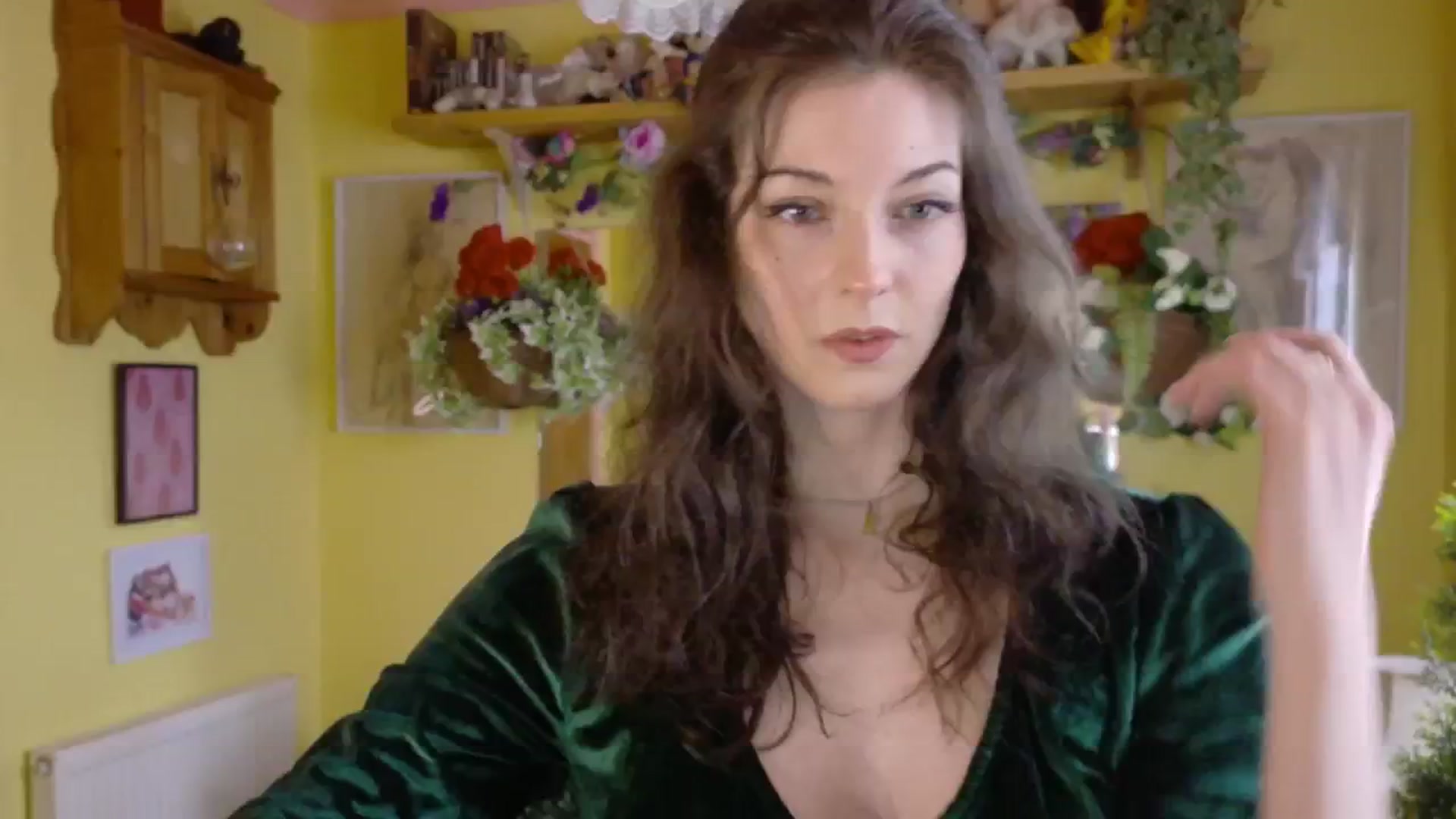 Gallery image thumbnail from sylksiren's myfreecams stream on, 05/27/2025, 14:11 image 12 of 20