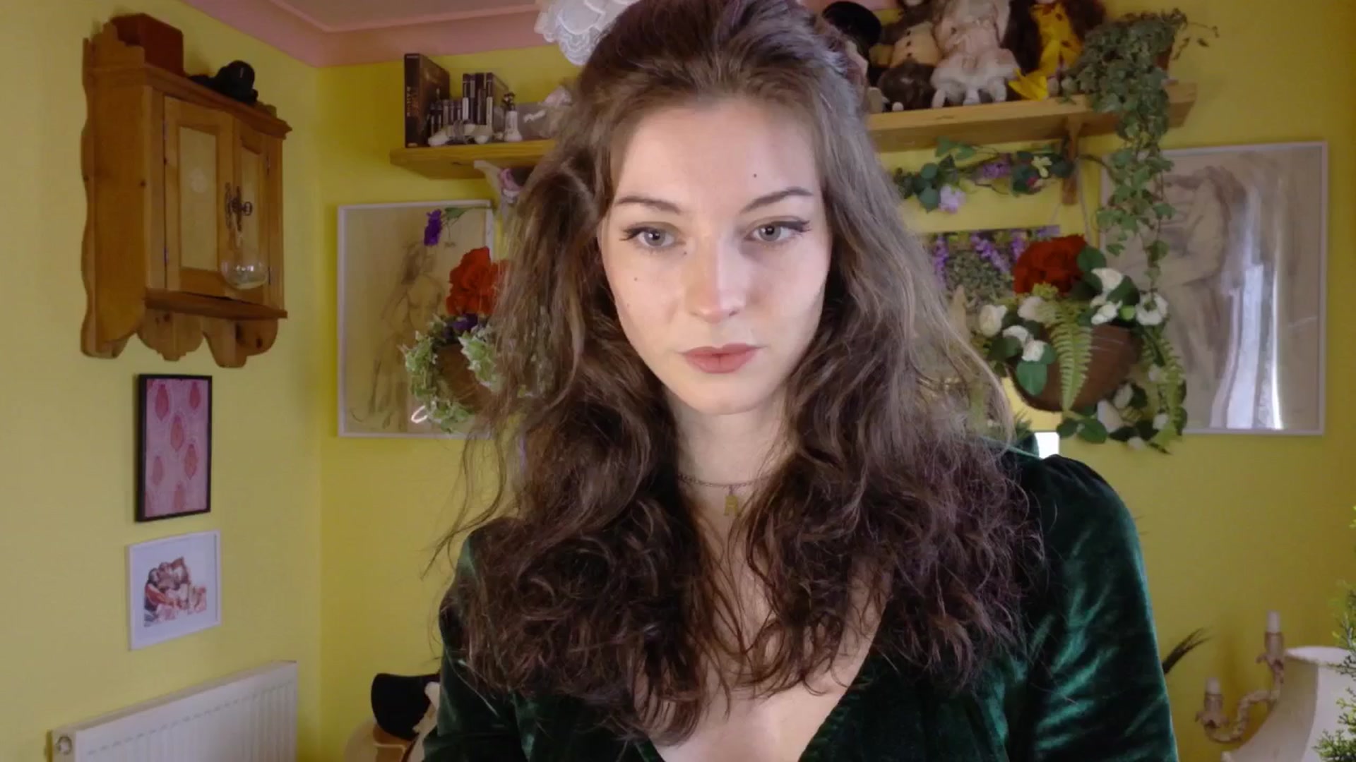 Gallery image thumbnail from sylksiren's myfreecams stream on, 05/27/2025, 14:11 image 4 of 20