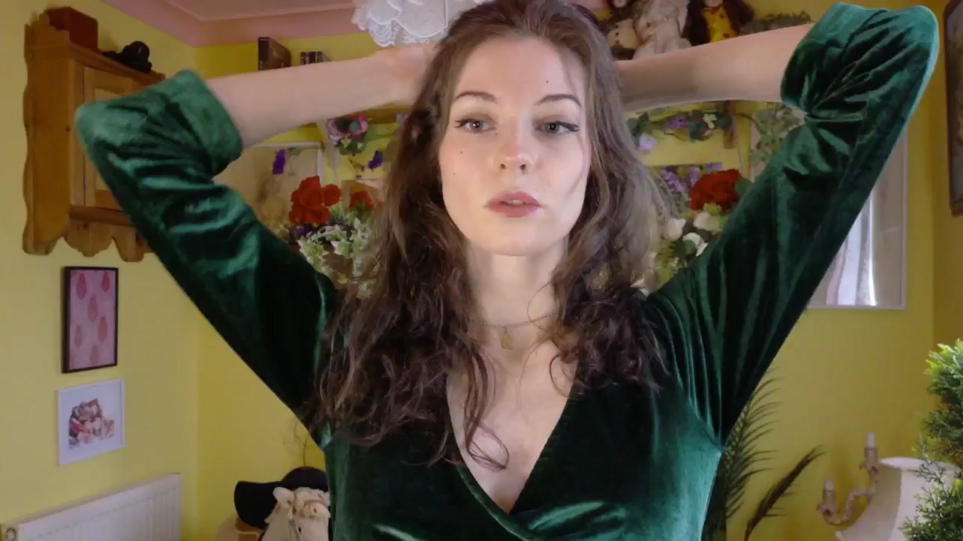 Gallery image thumbnail from sylksiren's myfreecams stream on, 05/27/2025, 14:11 image 1 of 20