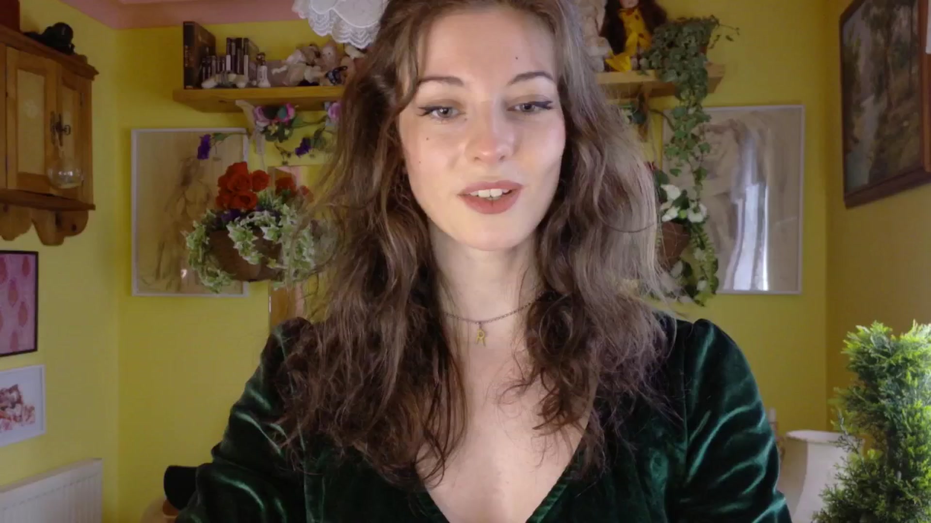 Gallery image thumbnail from sylksiren's myfreecams stream on, 05/27/2025, 14:40 image 3 of 20