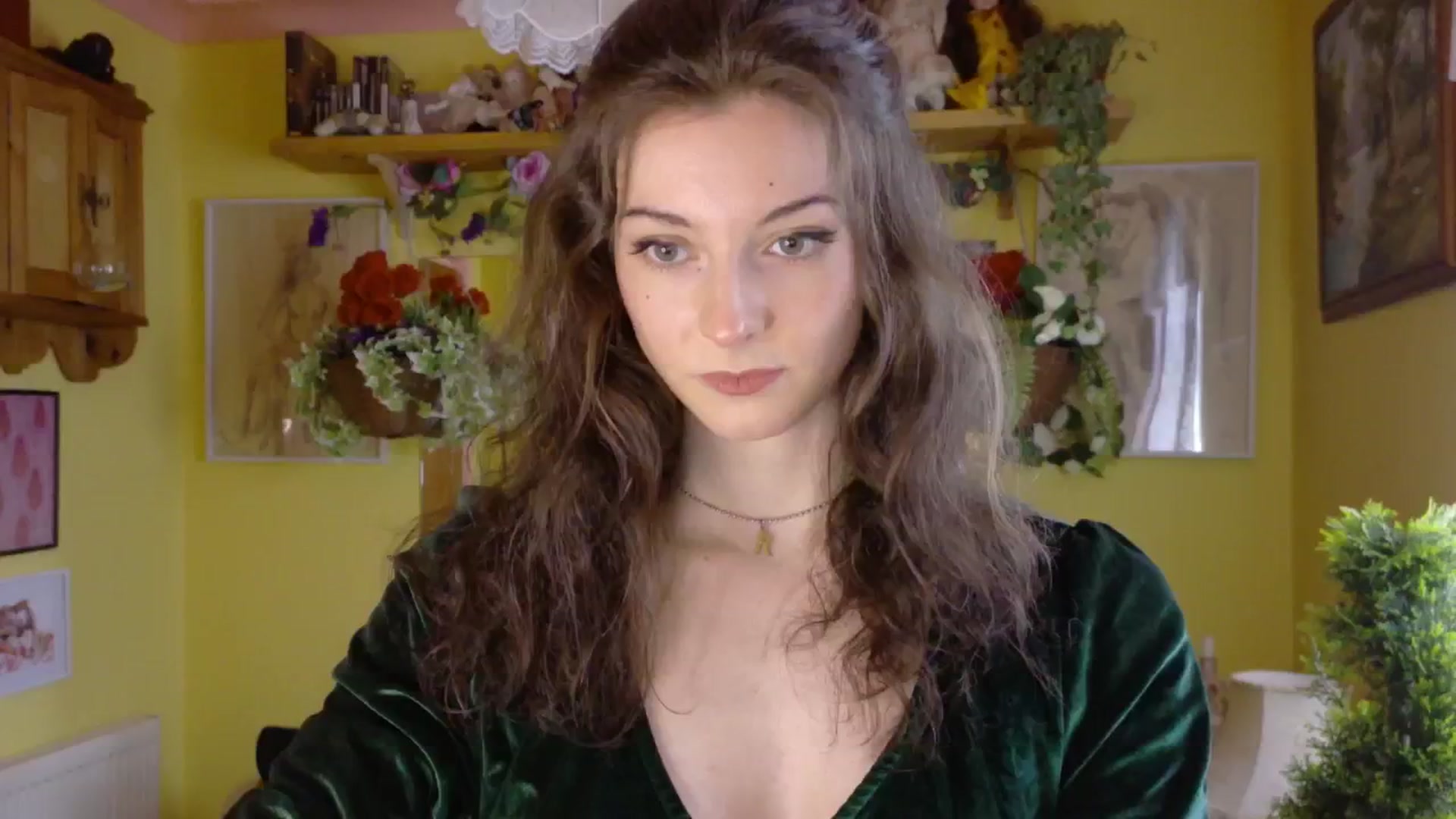 Gallery image thumbnail from sylksiren's myfreecams stream on, 05/27/2025, 14:40 image 2 of 20