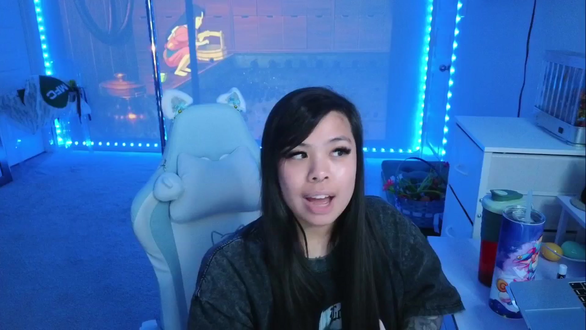 Gallery image thumbnail from tapatio's myfreecams stream on, 04/13/2026, 05:32 image 4 of 20
