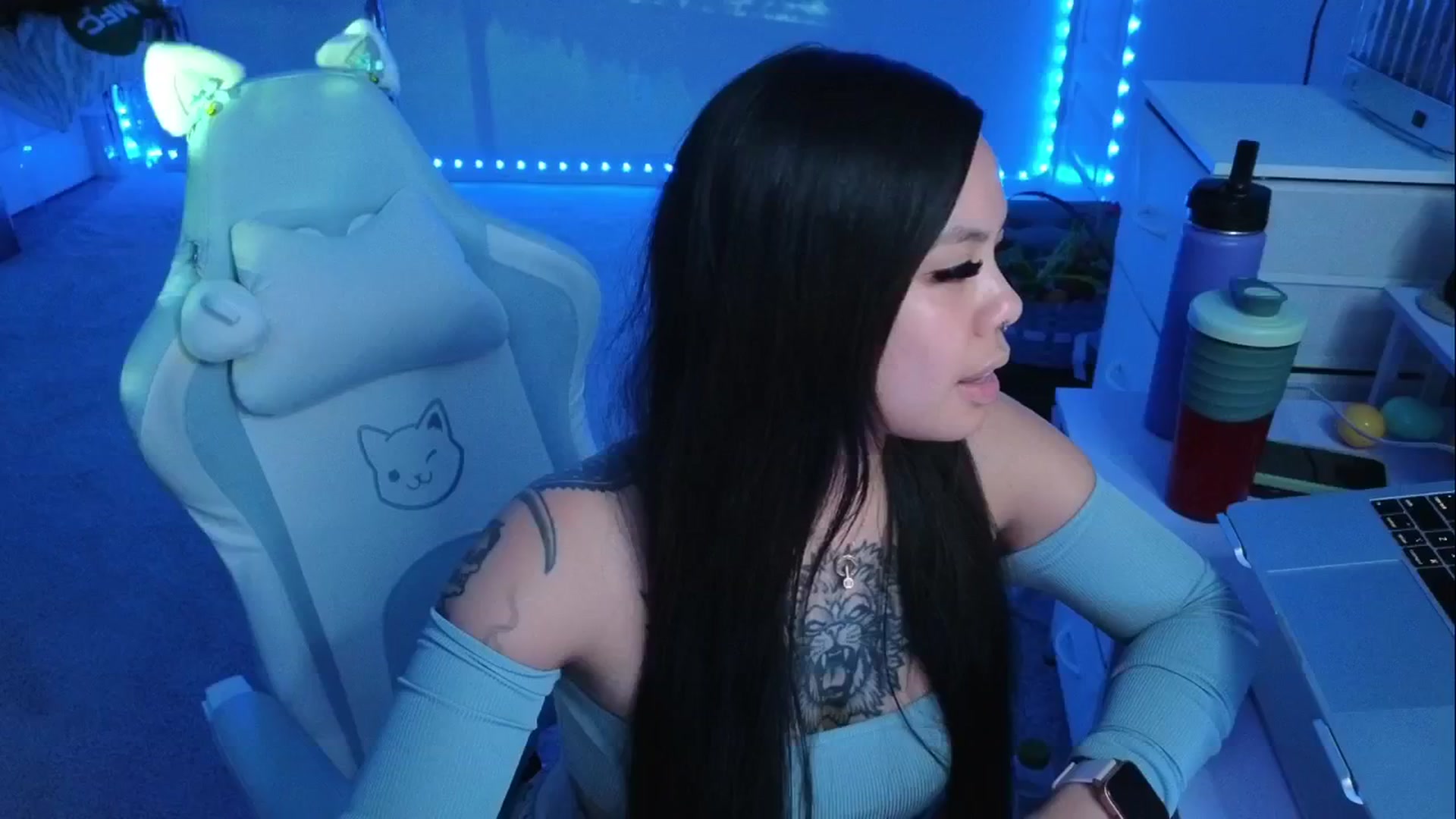 Gallery image thumbnail from tapatio's myfreecams stream on, 04/14/2026, 09:17 image 5 of 20