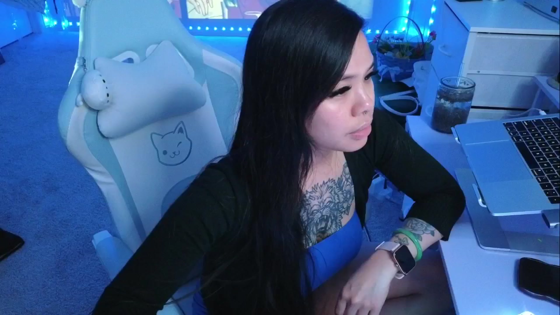 Gallery image thumbnail from tapatio's myfreecams stream on, 04/17/2026, 06:44 image 4 of 20