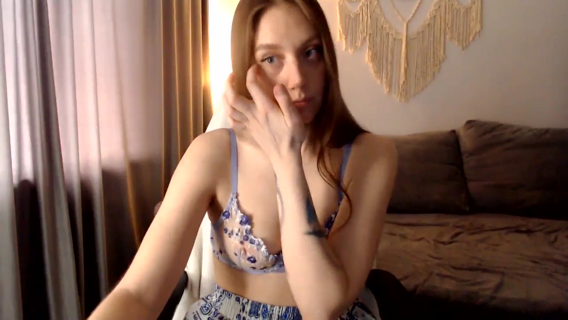 Gallery image thumbnail from tastylikecola's myfreecams stream on, 03/16/2026, 07:58 image 11 of 20