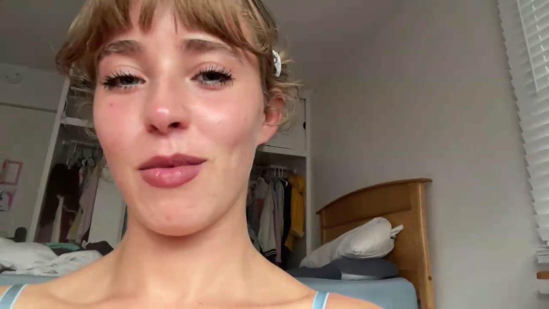 Gallery image thumbnail from tat2princess's myfreecams stream on, 07/16/2026, 23:09 image 12 of 20