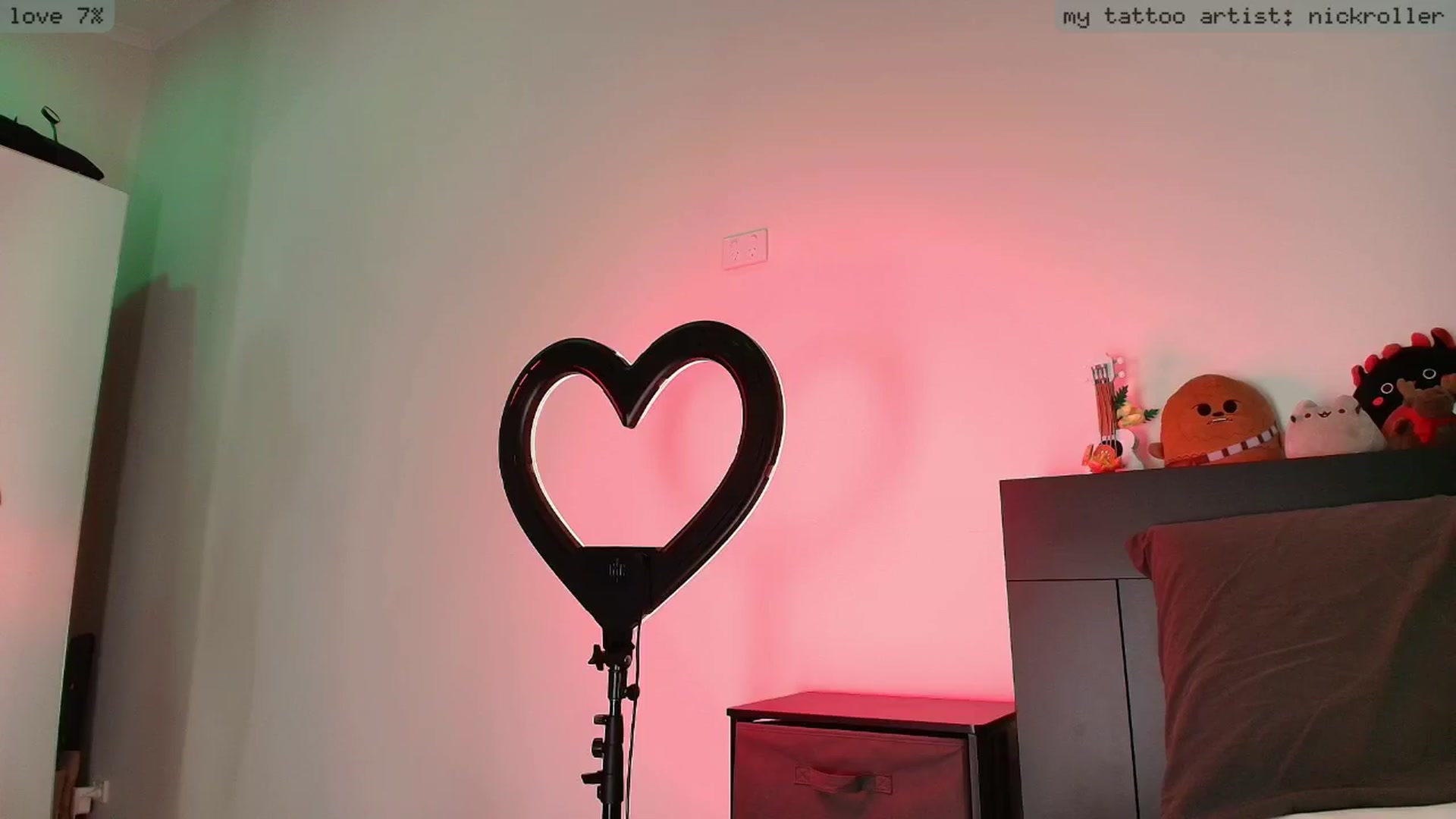 Gallery image thumbnail from tatroom's myfreecams stream on, 03/08/2026, 24:33 image 15 of 20
